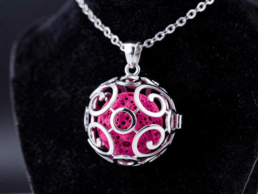 Aromatherapy Necklace - "Rose Bloom"